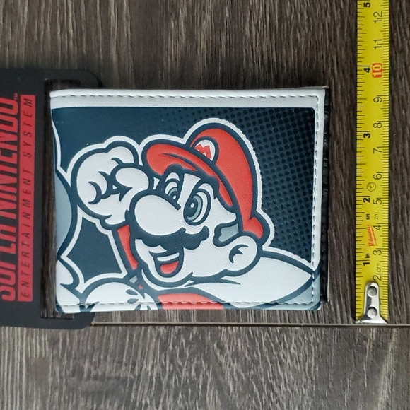 ❤️ Super Nintendo Super Mario World Wallet - Brand New - Picture 7 of 8